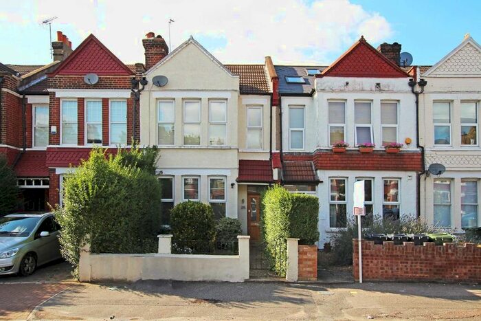 4 Bedroom Property To Rent In Lewin Road, London, SW16