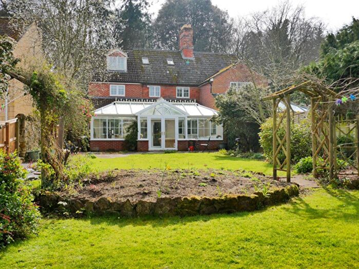 5 Bedroom Semi Detached House For Sale In Church Road, Derry Hill, Calne, SN11