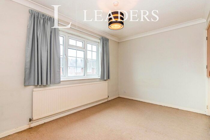 2 Bedroom End Of Terrace House To Rent In Delaporte Close, KT17