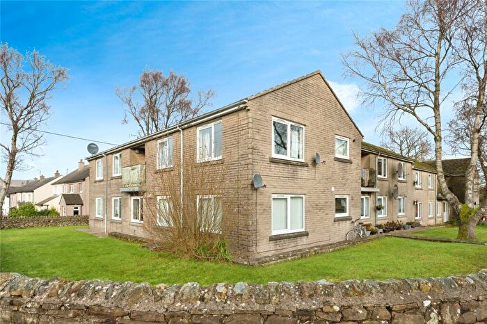 2 Bedroom Apartment For Sale In Dale View, Hawes, North Yorkshire, DL8