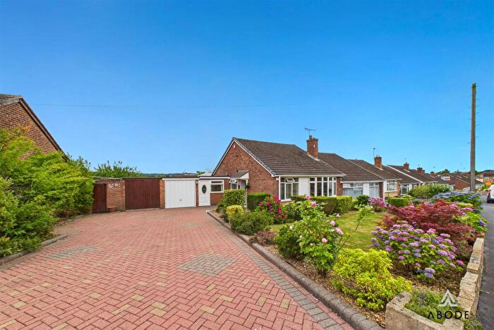 2 Bedroom Semi-Detached Bungalow For Sale In Charnwood Road, Burton-On-Trent, DE13