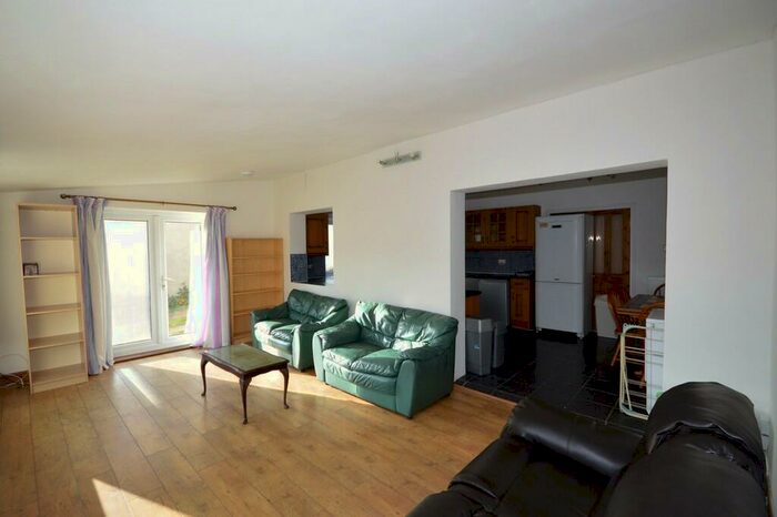 5 Bedroom Detached House To Rent In Brassey Road, Winton, Bournemouth, BH9