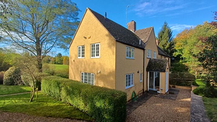 3 Bedroom Semi-Detached House To Rent In Between Towns Lane, Swerford, OX7
