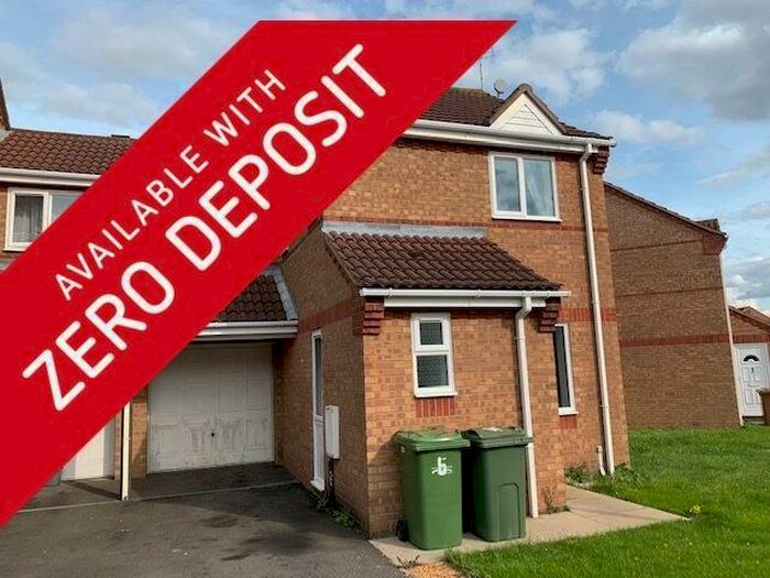 3 Bedroom House To Rent In Heron Park, Peterborough, PE1