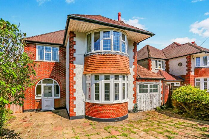 3 Bedroom Detached House For Sale In Arundel Avenue, Ewell, KT17