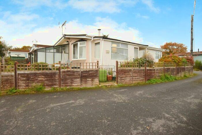 3 Bedroom Park Home For Sale In The Firs, St Thomas, Exeter, EX2