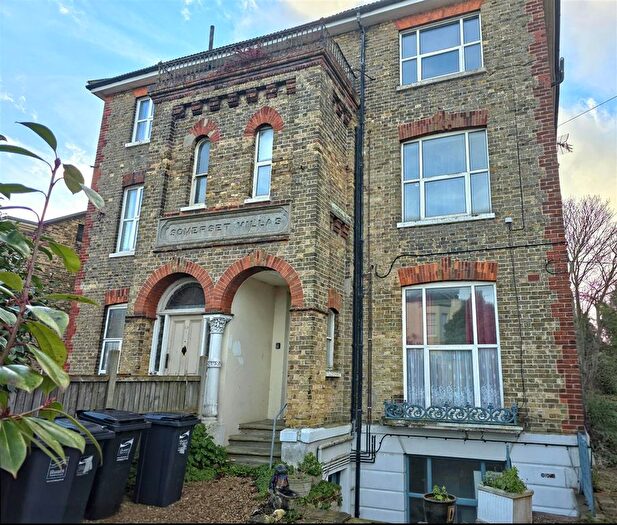 3 Bedroom Flat To Rent In St. Peters Road, Margate, CT9