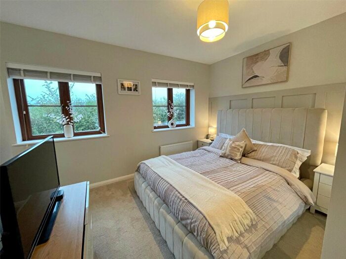 2 Bedroom Semi-Detached House For Sale In Newton Heights, Kilgetty, Pembrokeshire, SA68