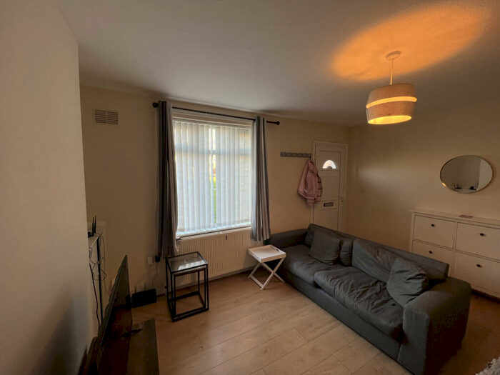 2 Bedroom End Of Terrace House To Rent In Chesil Avenue, Lenton, Nottingham, NG8