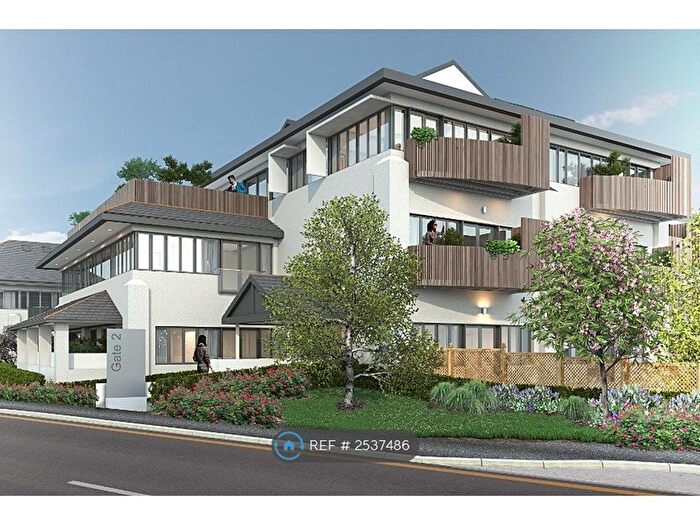 2 Bedroom Flat To Rent In North Street, Horsham, RH13