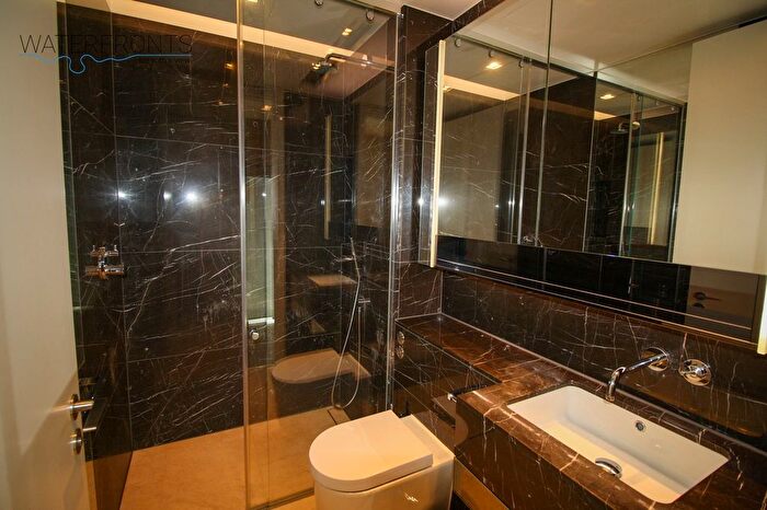 3 Bedroom Flat To Rent In Lillie Square, London, SW6