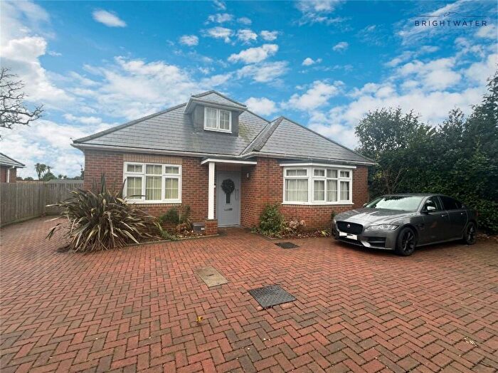 3 Bedroom Bungalow For Sale In Woolsbridge Road, St Leonards, Ringwood, Hampshire, BH24