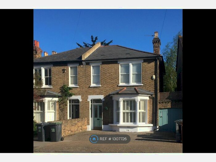 3 Bedroom Semi-Detached House To Rent In Taunton Road, London SE12