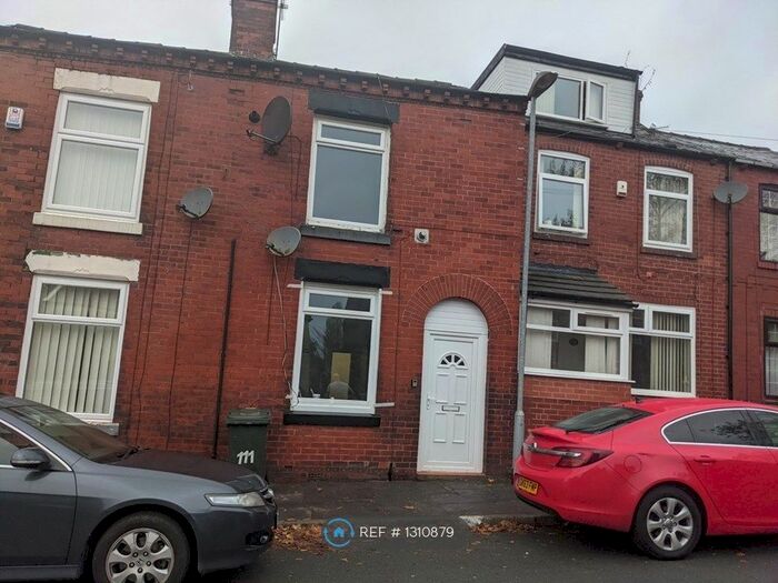 2 Bedroom Terraced House To Rent In Higher Wood Street, Middleton, Manchester M24