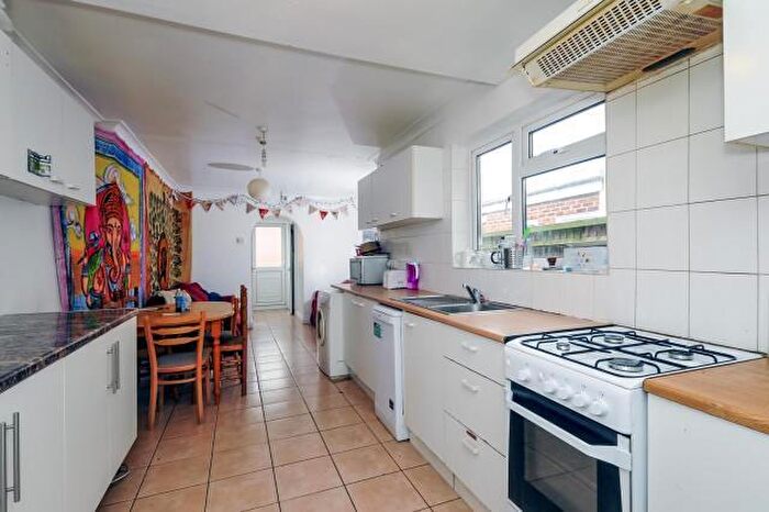 7 Bedroom Terraced House To Rent In East Avenue, East Oxford, Hmo Ready Sharers, OX4