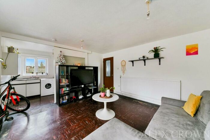 1 Bedroom Flat To Rent In Aberdeen Park, Highbury, N5