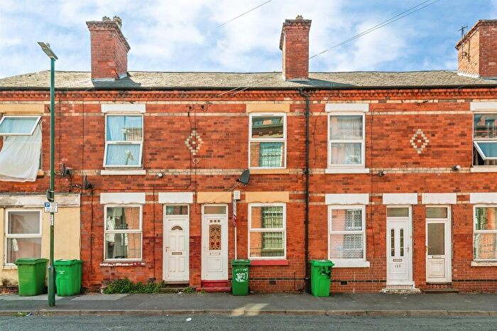 2 Bedroom Terraced House For Sale In Forster Street, Nottingham, NG7