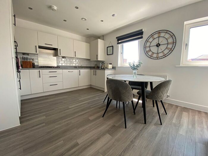 2 Bedroom Flat To Rent In Bridge Road East, Welwyn Garden City, AL7