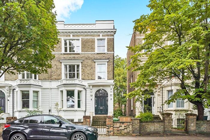 3 Bedroom Flat To Rent In Hilldrop Road, Kentish Town, N7