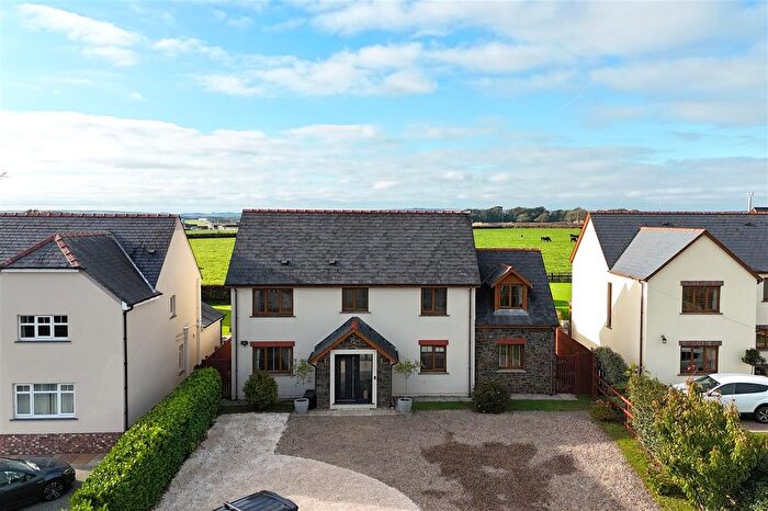4 Bedroom Detached House For Sale In Eagles Nest, Crundale, Haverfordwest, SA62
