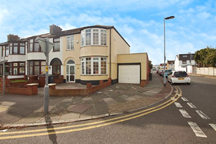 3 Bedroom End Terrace House For Sale In Shirley Gardens, Barking, IG11