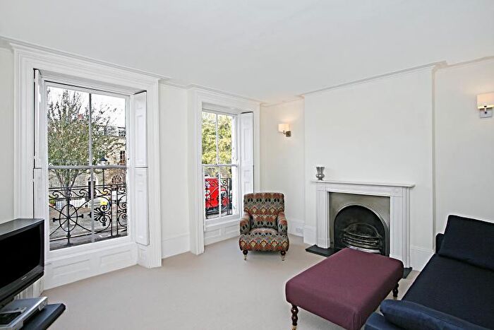2 Bedroom Maisonette To Rent In Cloudesley Road, Islington, N1