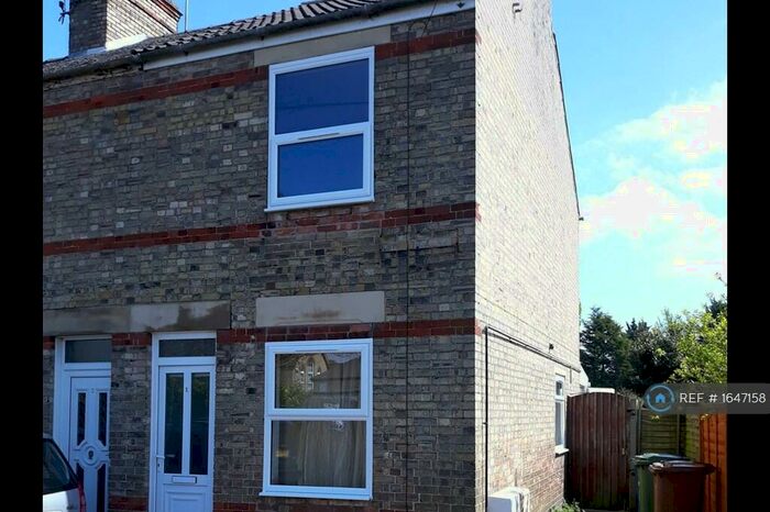 3 Bedroom End Of Terrace House To Rent In Weston Road, Wisbech, PE13