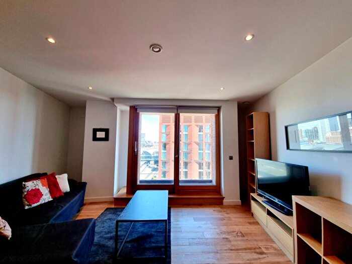 1 Bedroom Apartment To Rent In Candle House Wharf Approach Leeds, LS1