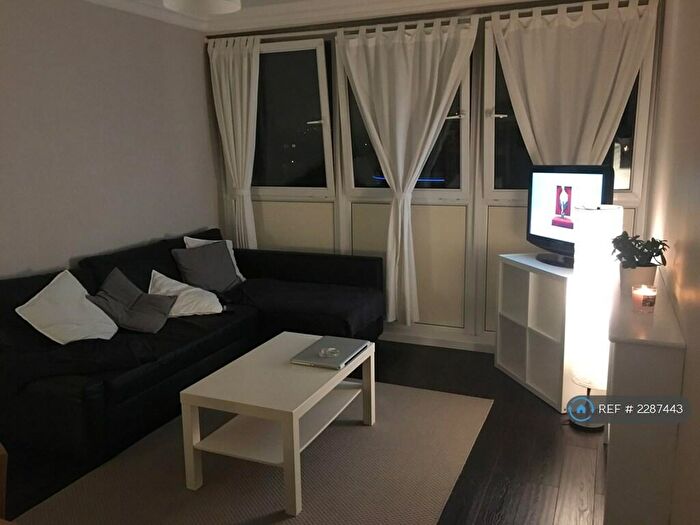 1 Bedroom Flat To Rent In St Helena Road, London, SE16