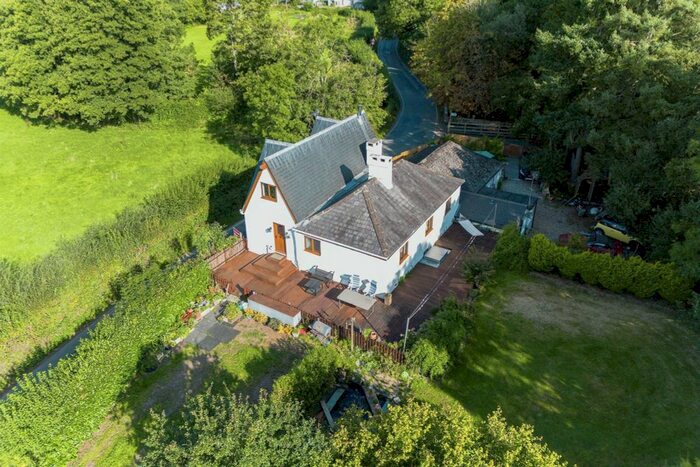 5 Bedroom Semi-Detached House For Sale In Ventiford House, Teigngrace, Newton Abbot, TQ12