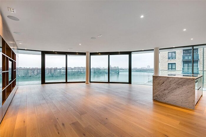 3 Bedroom Flat To Rent In Goldhurst House, Distillery Wharf, W6