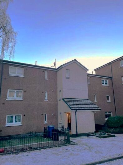 4 Bedroom Flat To Rent In Dunchattan Street, Dennistoun, Glasgow, G31