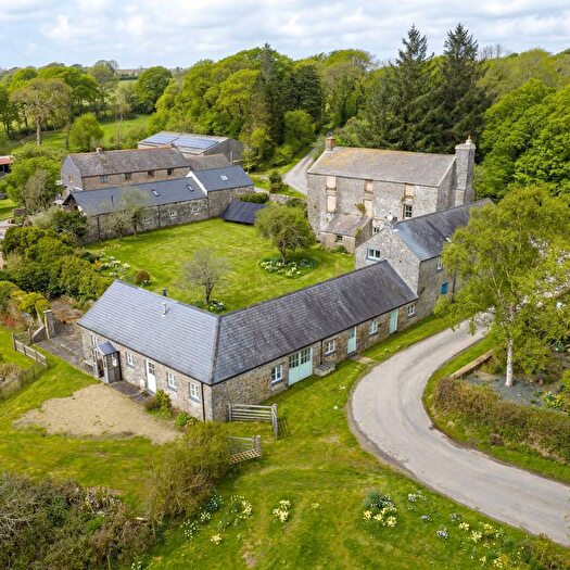 5 Bedroom Property For Sale In Lawrenny, Kilgetty, SA68