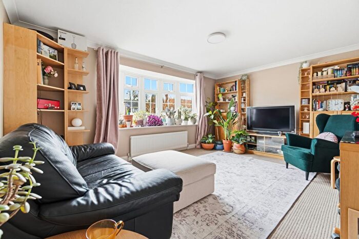 4 Bedroom Terraced House For Sale In Grange Road, Sutton, SM2