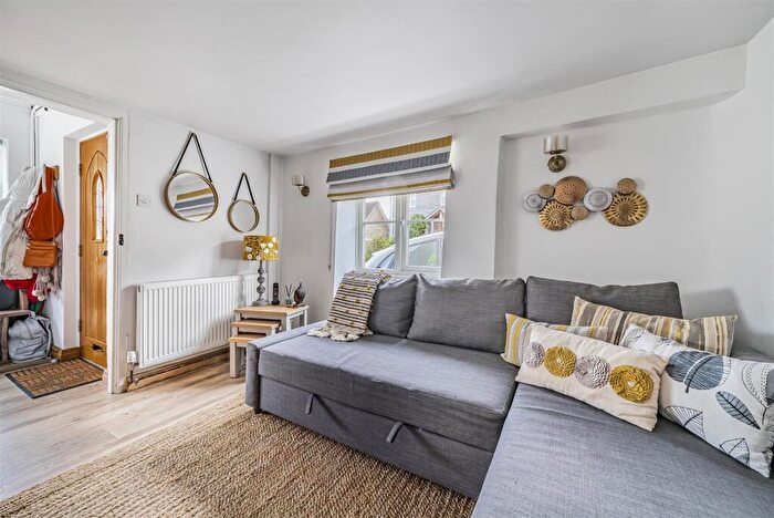 3 Bedroom Detached House For Sale In Old Lyme Hill, Charmouth, Bridport, DT6