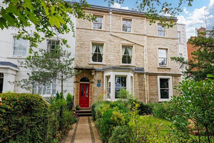 4 Bedroom Terraced House For Sale In Willes Road, Leamington Spa, CV32