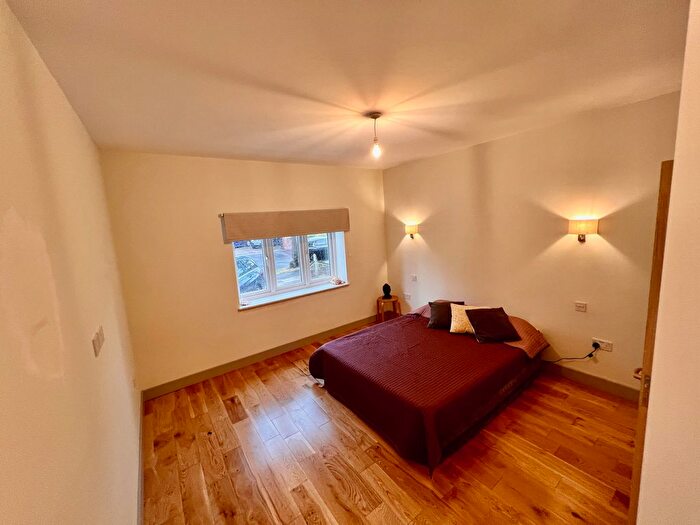 Studio To Rent In Elgar Close, Uxbridge, UB10