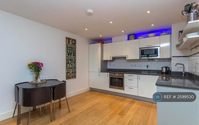 2 Bedroom Flat To Rent In Whytecliffe Road South, Purley, CR8