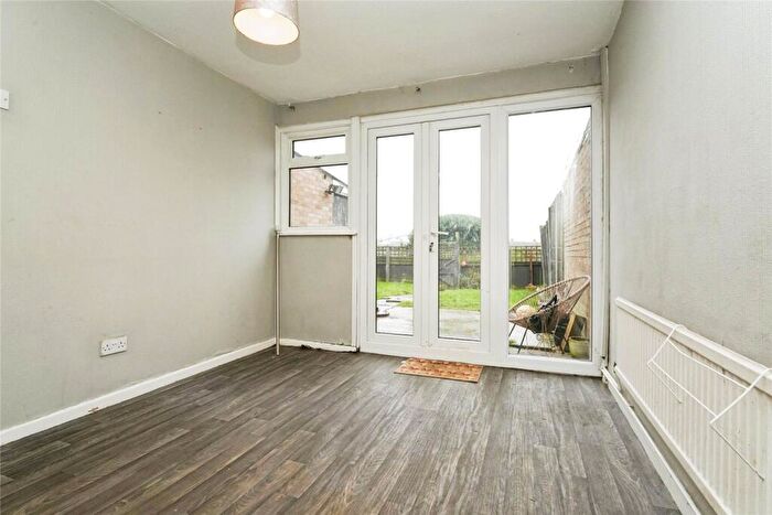 3 Bedroom End Of Terrace House For Sale In Elderwood Way, Tuffley, Gloucester, Gloucestershire, GL4
