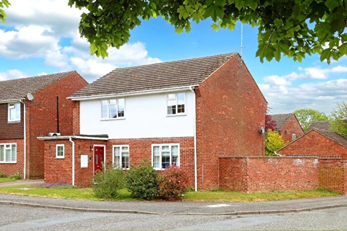 4 Bedroom Detached House For Sale In Godolphin Road, Seer Green, Beaconsfield, Buckinghamshire, HP9