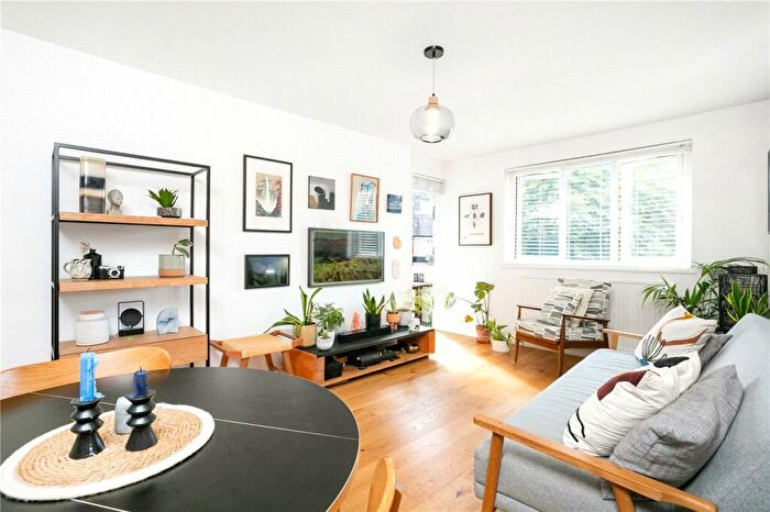 1 Bedroom Apartment To Rent In Wynford Road, London, N1