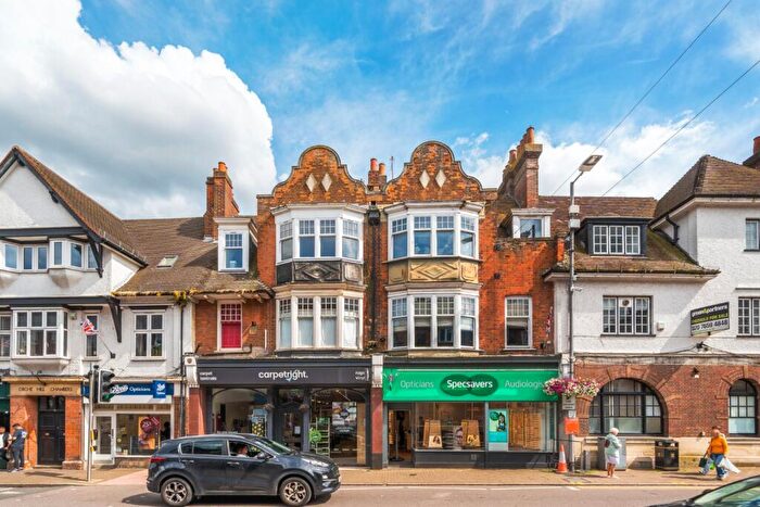 1 Bedroom Apartment For Sale In Packhorse Road, Gerrards Cross, SL9