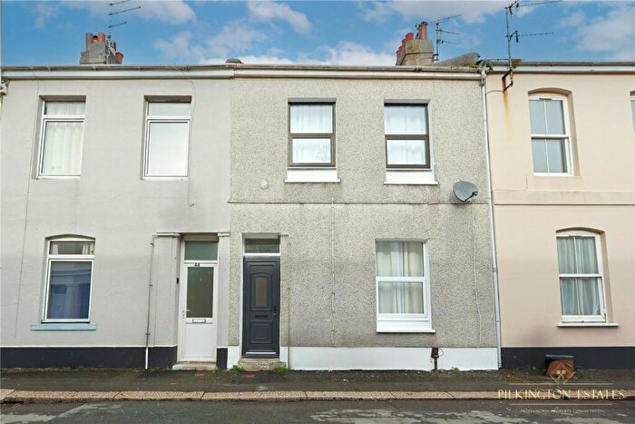 6 Bedroom Terraced House For Sale In Francis Street, Plymouth, Devon, PL1