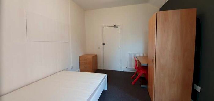 1 Bedroom Property To Rent In Westminster Road Earlsdon, Coventry, CV1