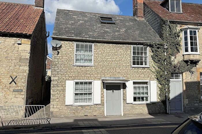 4 Bedroom End Of Terrace House For Sale In Salisbury Street, Mere, Warminster, BA12