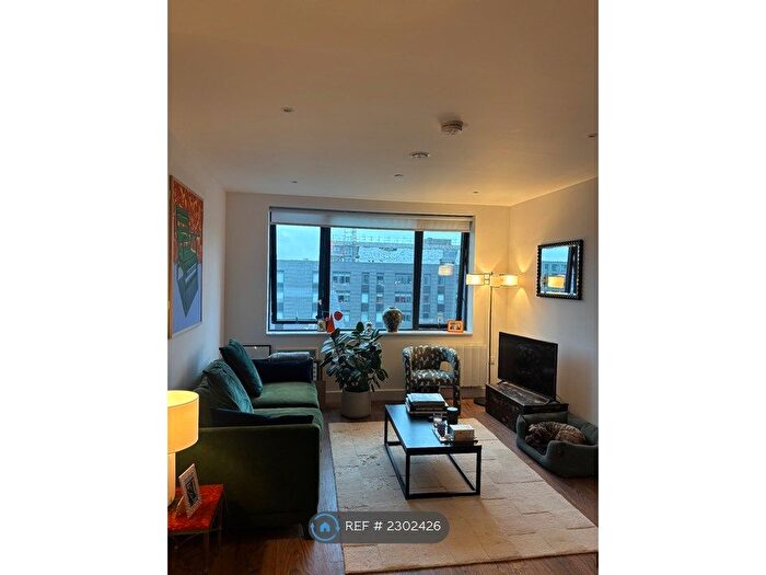 2 Bedroom Flat To Rent In Old Mill Street, Manchester, M4