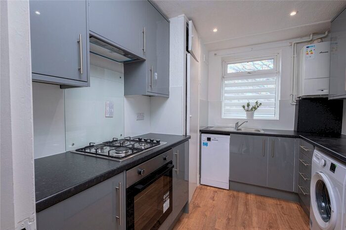 2 Bedroom Flat To Rent In Field Court, Hillmarton Road, London, N7