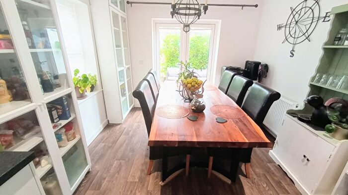 3 Bedroom Semi-Detached House To Rent In Windmill Road, Irthlingborough, Northamptonshire, NN9