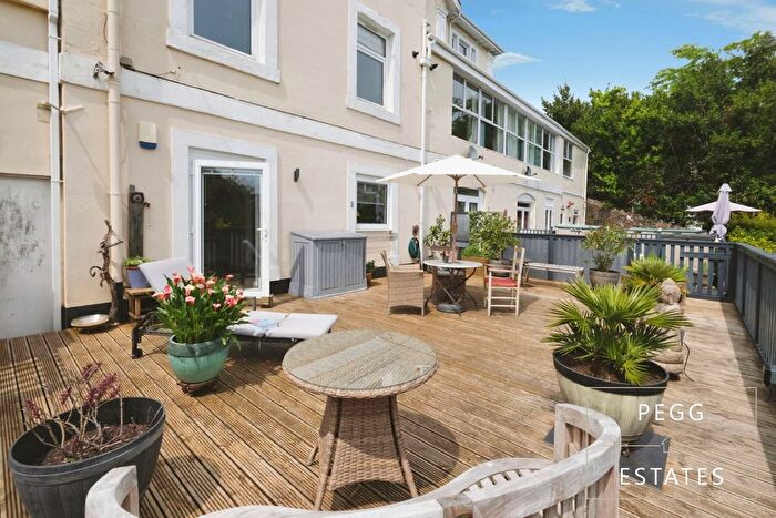 2 Bedroom Flat For Sale In Flat C, Sunbury Court, Torquay, TQ1