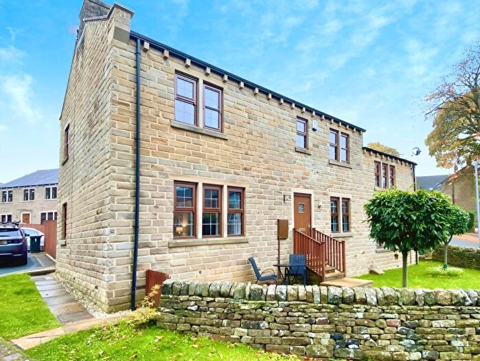 4 Bedroom End Of Terrace House For Sale In Perseverance Fold, Oxenhope, Keighley, West Yorkshire, BD22